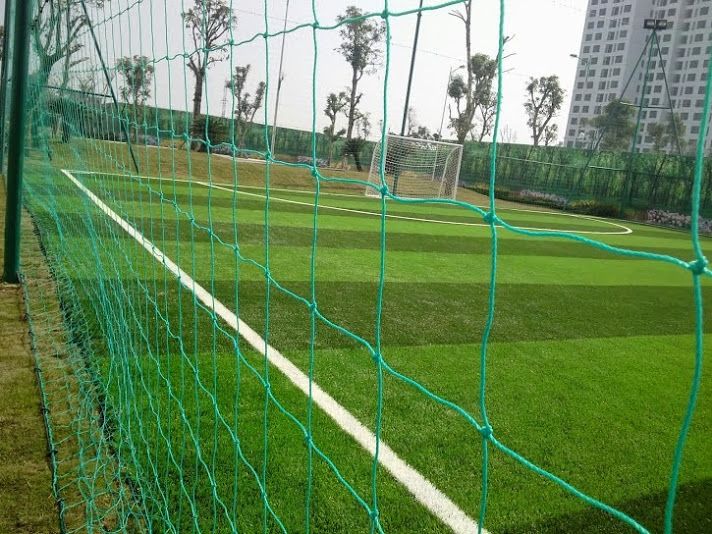 Lưới sân bóng xanh ngọc - Công Ty Cổ Phần Tư Vấn Xây Dựng Và Thương Mại Golf IMG Việt Nam